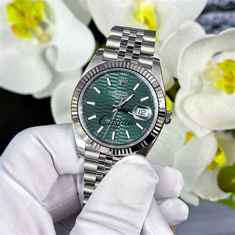 rolex datejust 41 grün listenpreis|Rolex Datejust 41 woman.